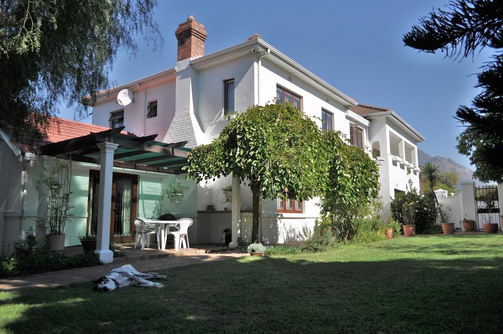 Applegarth And Self-catering 3*